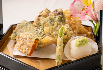 やんばる鷄と木の子のすき焼き鍋